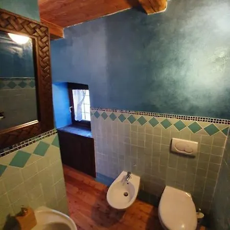 木屋 La Di Guenda 瓦尔佐